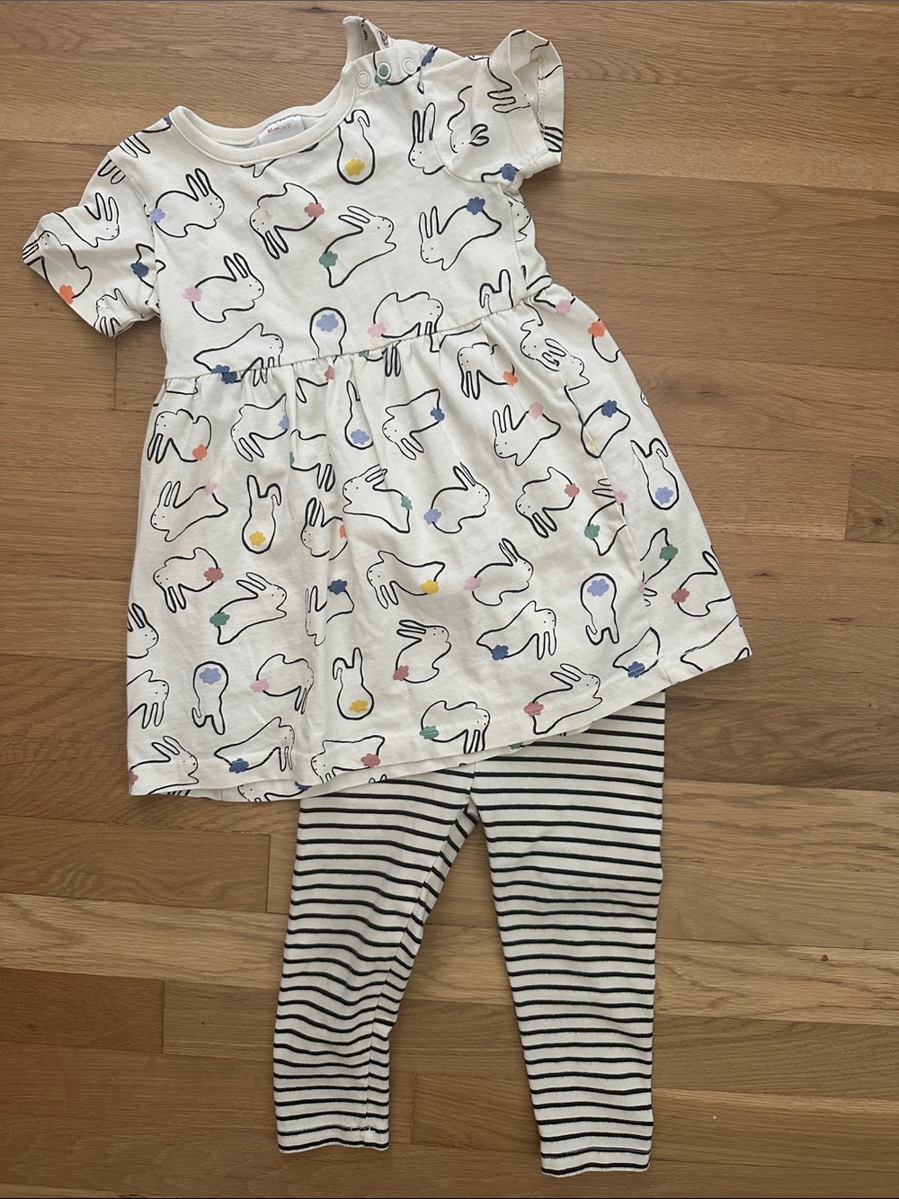 Hanna Andersson White Baby Dress with Bunny Print and Coordinating Leggings